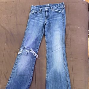 Women’s bootcut jeans